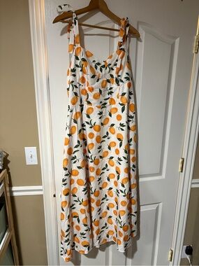 NWOT- SHEIN White Curvy 2XL Dress with oranges print